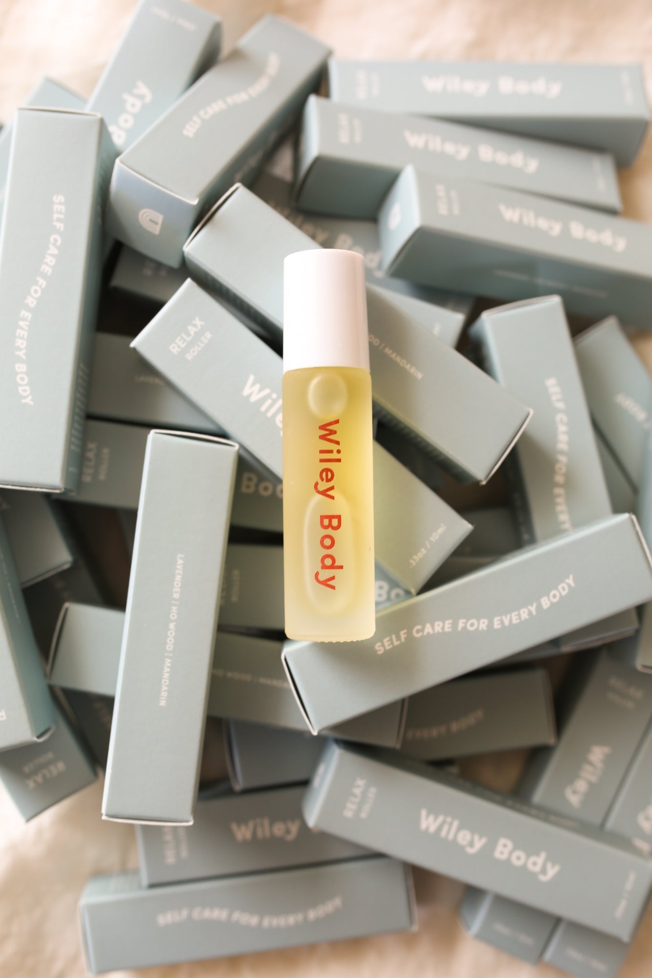 Relax Roller by Wiley Body Leaves of Leisure