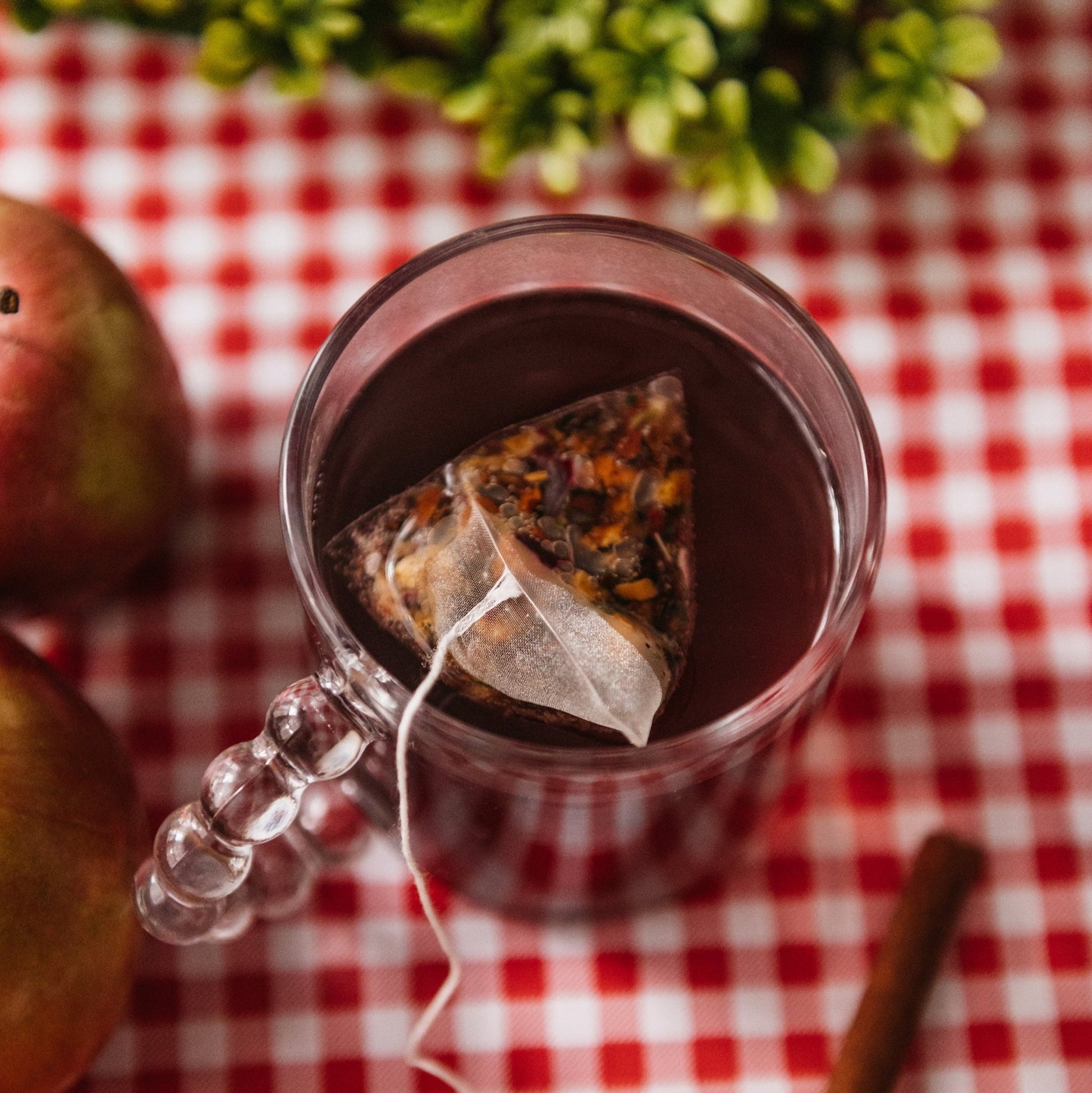 Apple Picking Herbal Tea Leaves of Leisure
