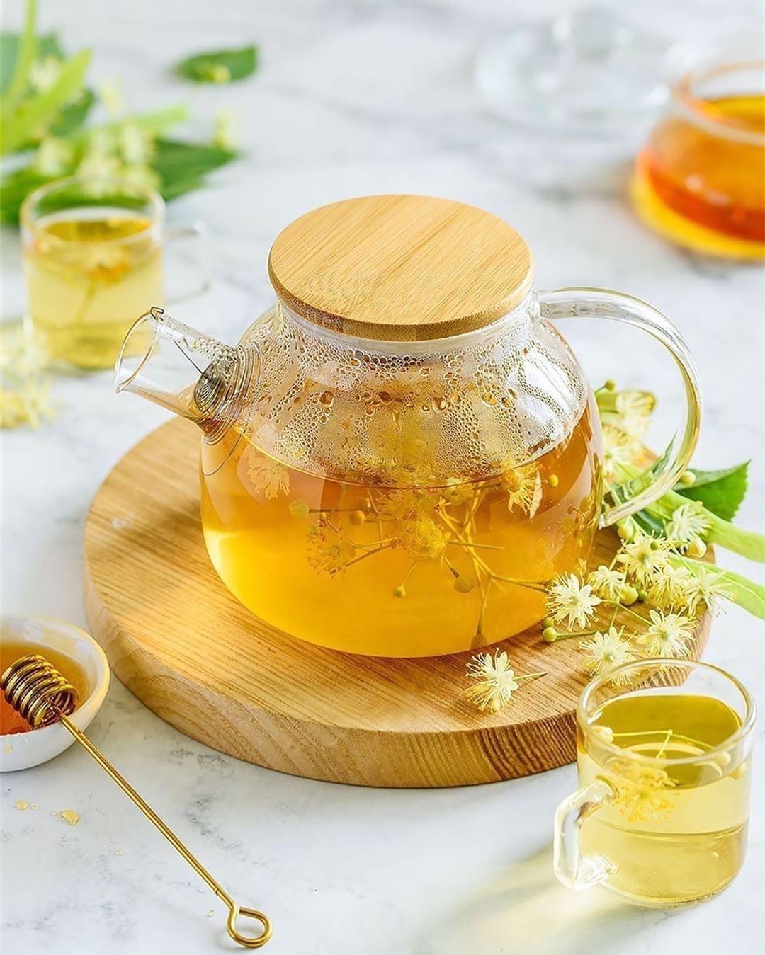 Thermo Glass Tea Pot 32 Fl Oz | High temperature and shock resistant by Wilmax Porcelain Leaves of Leisure